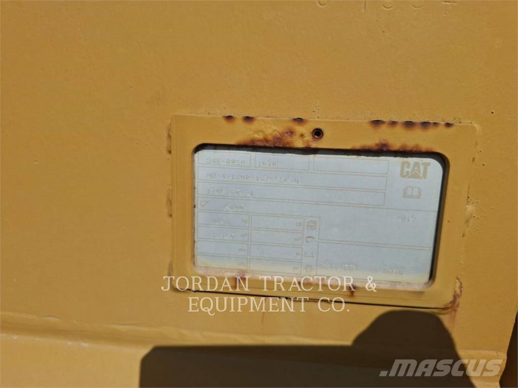 CAT 330D2 Kašike / Korpe