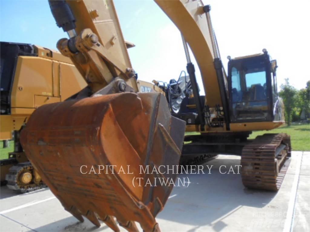 CAT 330D2L Bageri guseničari