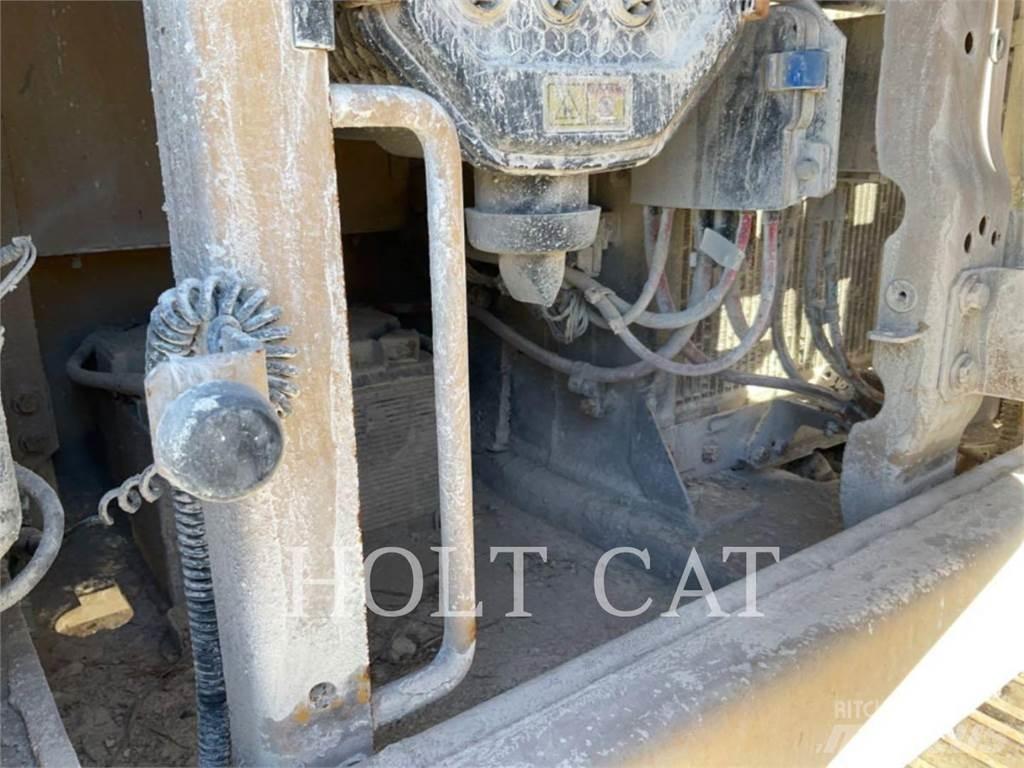 CAT 330GC Bageri guseničari
