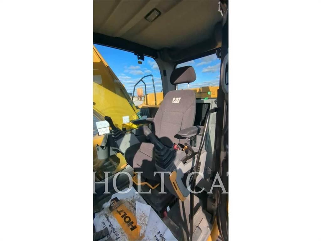 CAT 330GC Bageri guseničari