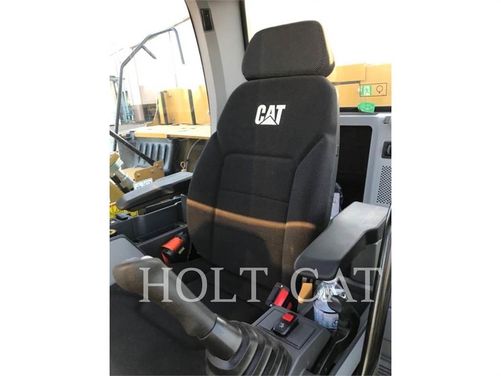 CAT 330GC Bageri guseničari