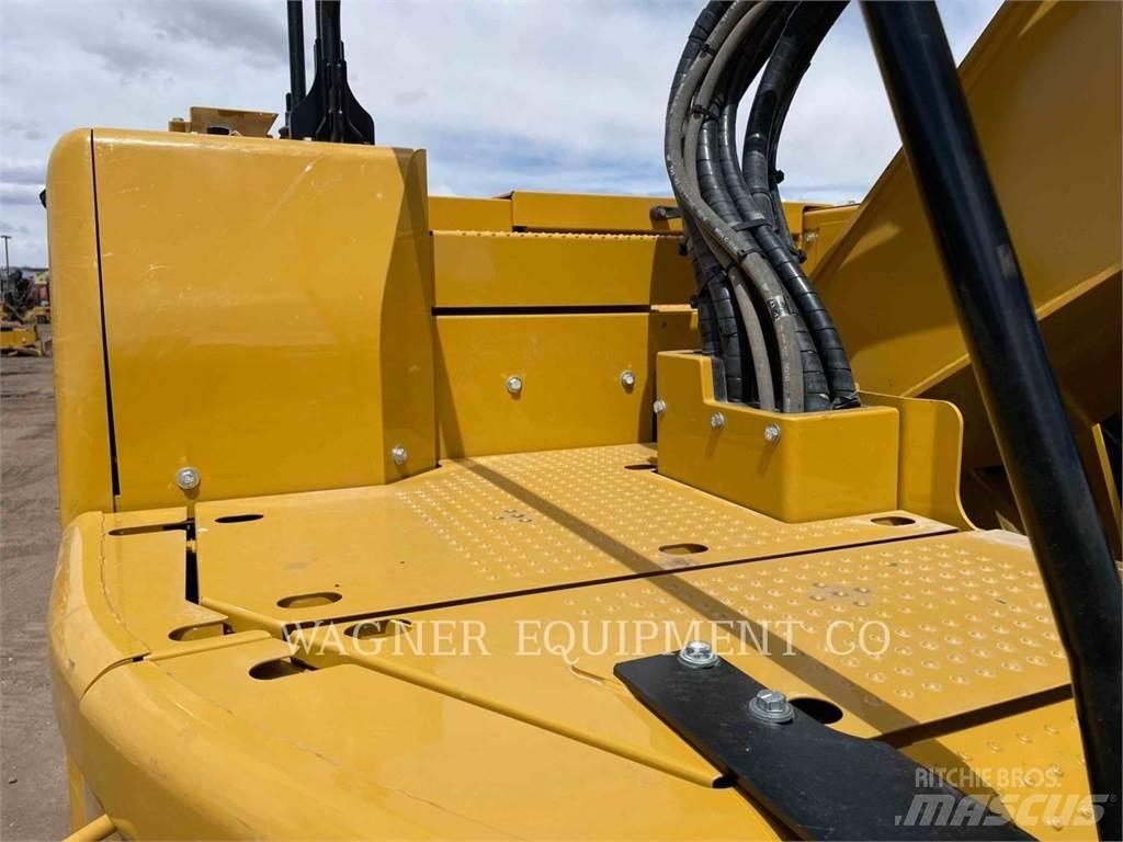 CAT 335 Bageri guseničari