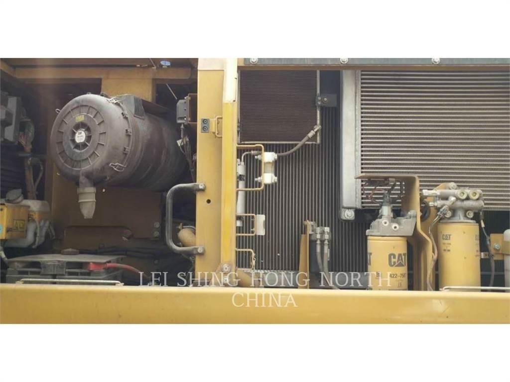 CAT 336D2 Bageri guseničari