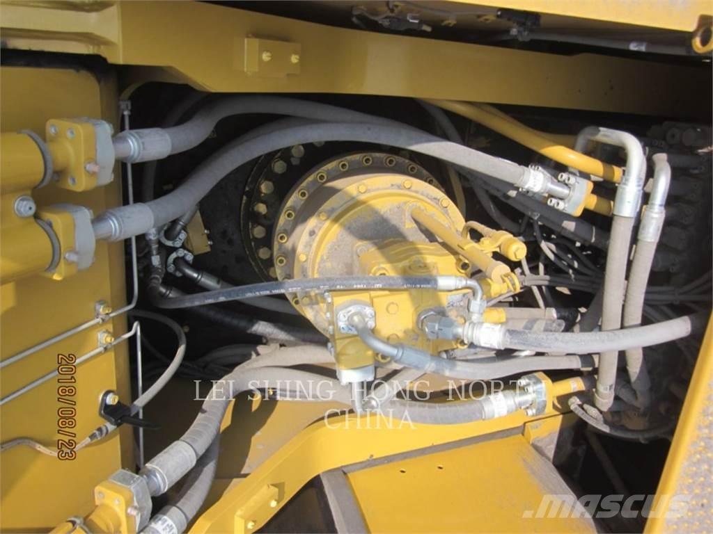 CAT 336D2 Bageri guseničari