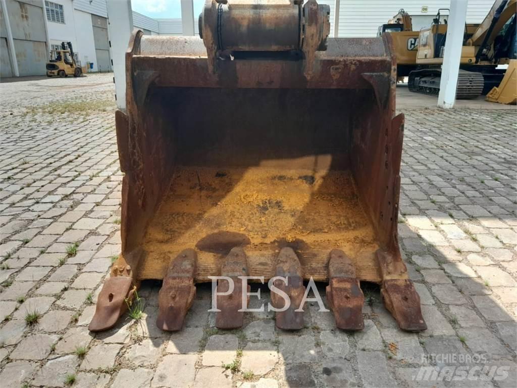 CAT 336D2L Bageri guseničari