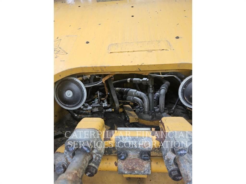 CAT 336FL Bageri guseničari