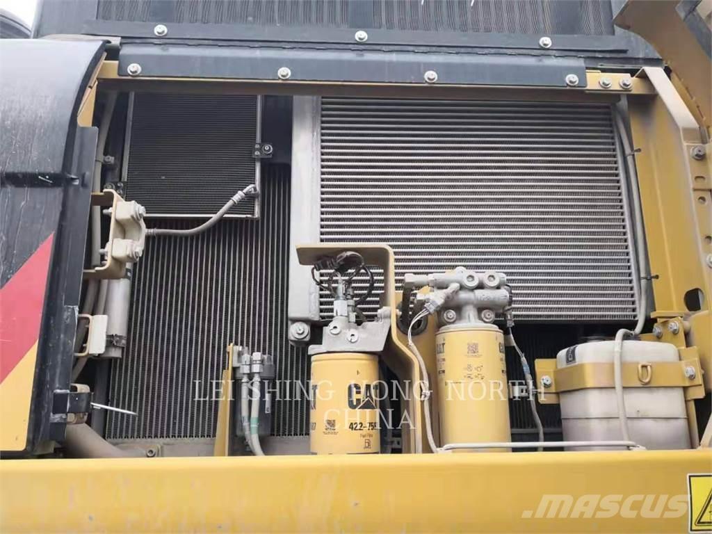 CAT 340D2L Bageri guseničari