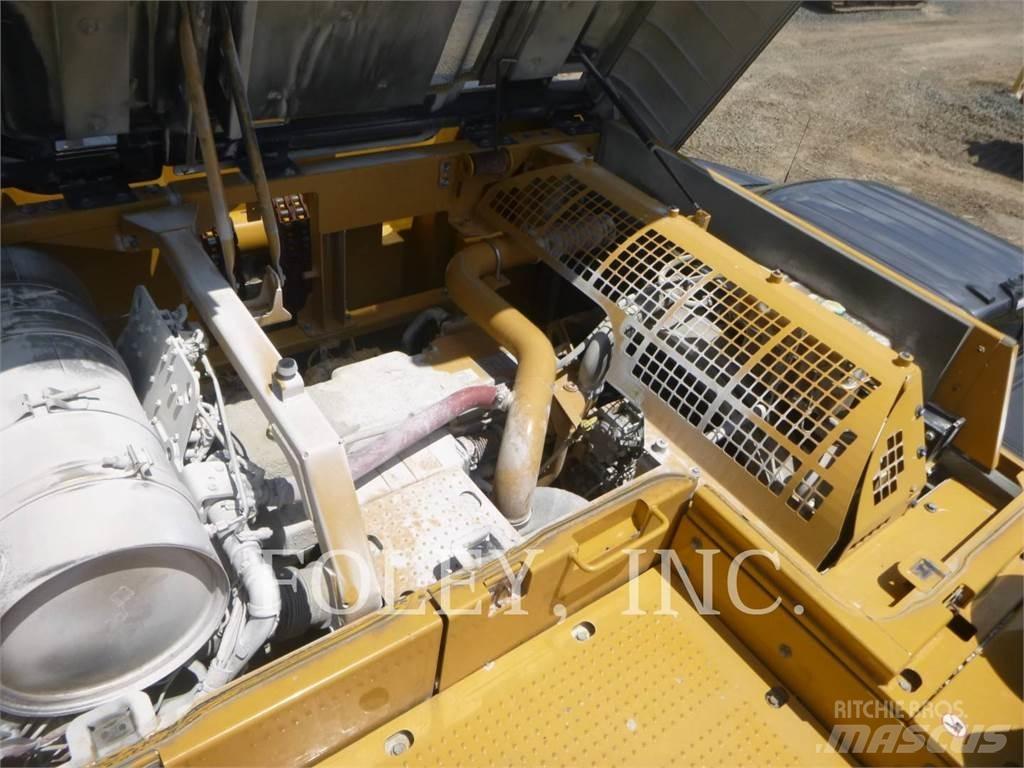 CAT 349FL Bageri guseničari