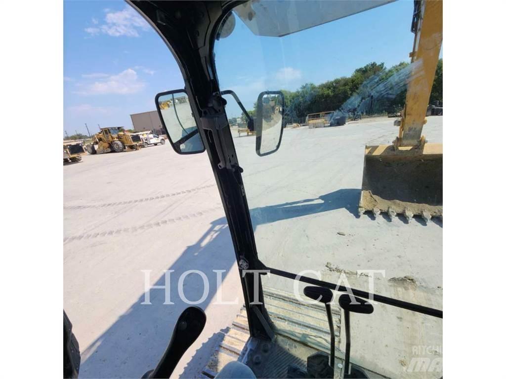 CAT 352 11 Bageri guseničari