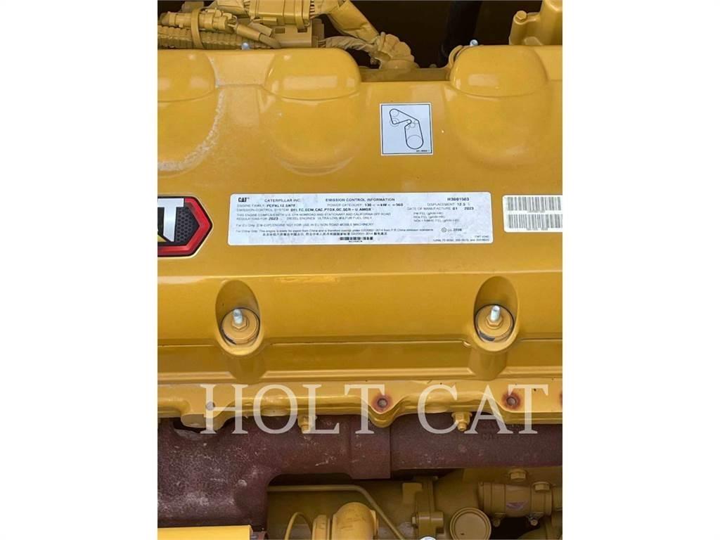 CAT 352 11 Bageri guseničari