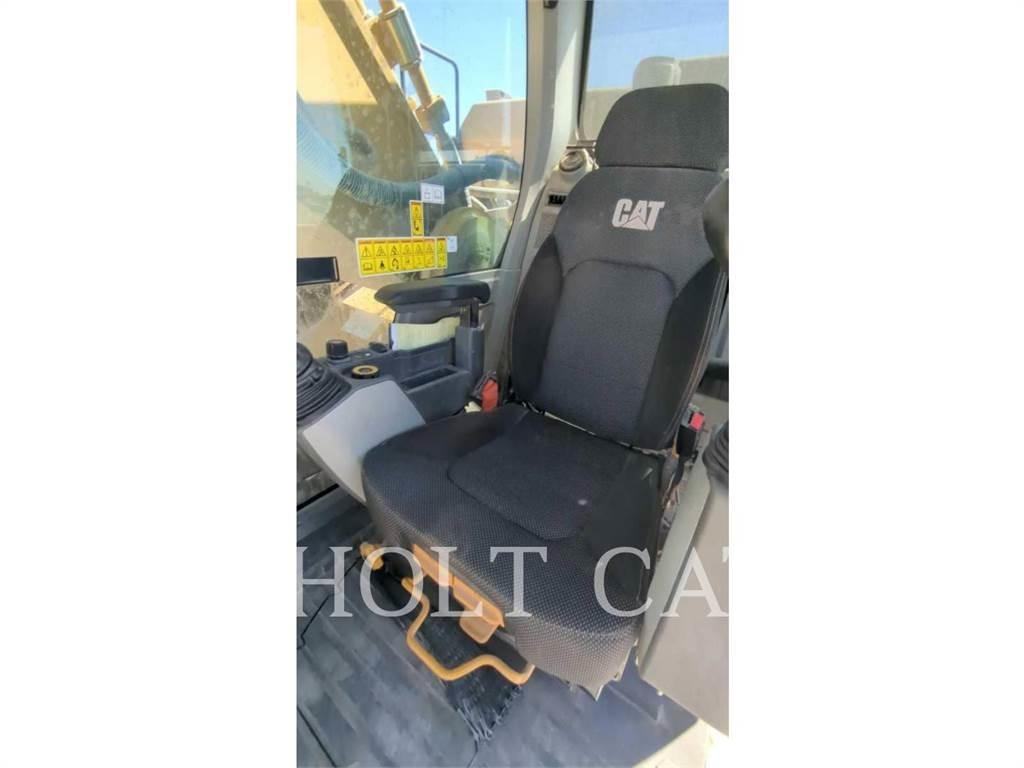 CAT 352 11 TC Bageri guseničari