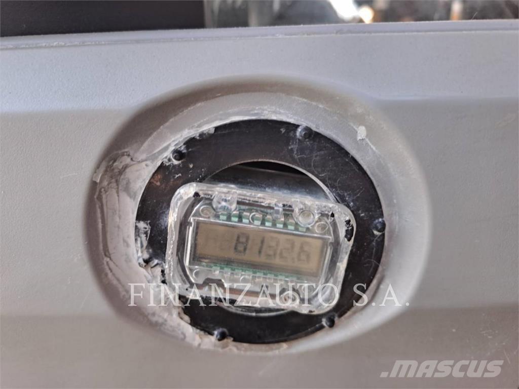 CAT 352FL Bageri guseničari