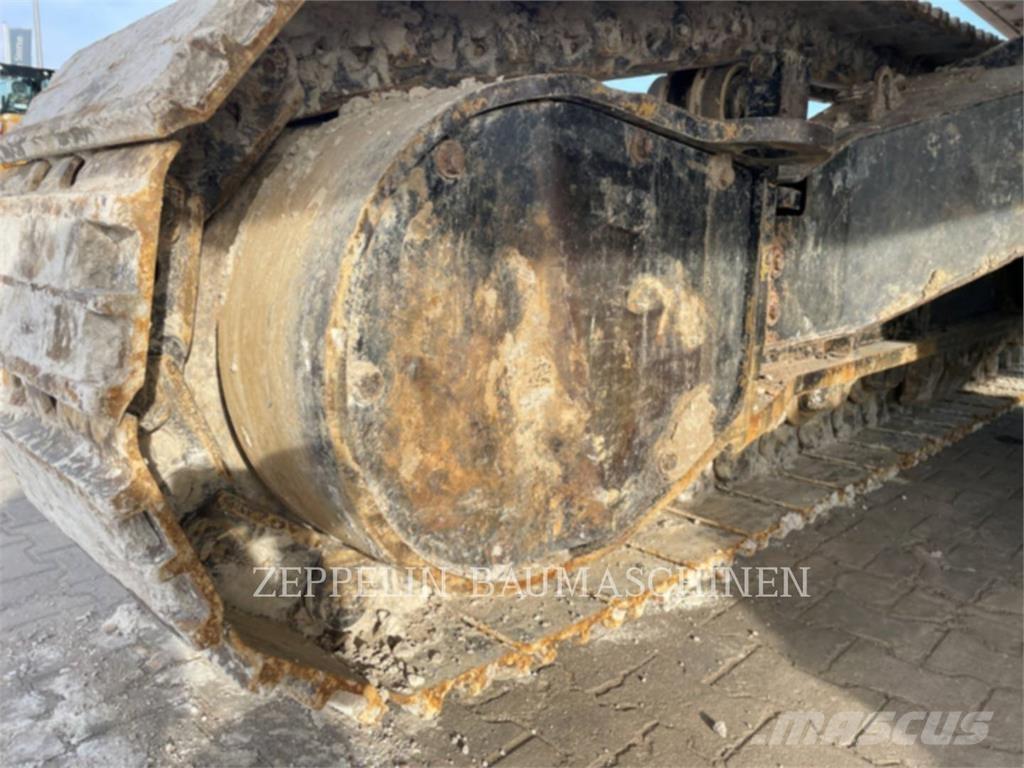 CAT 352FL Bageri guseničari