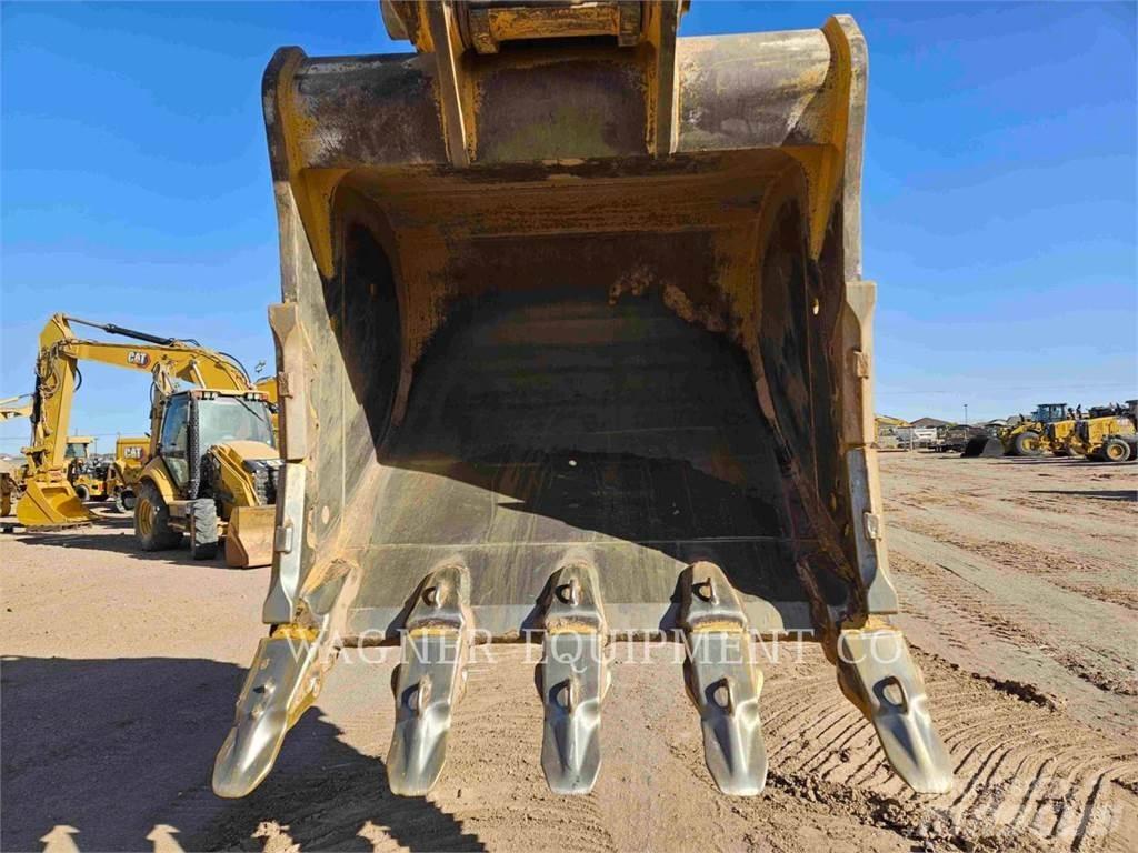 CAT 374 Bageri guseničari