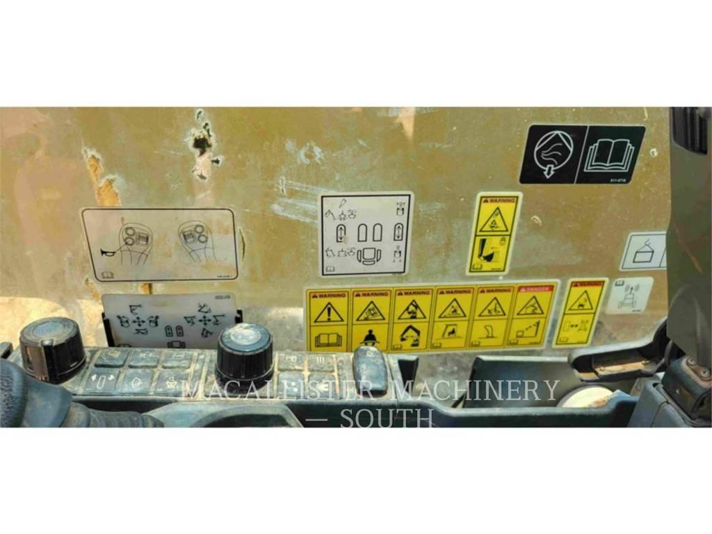 CAT 374 Bageri guseničari