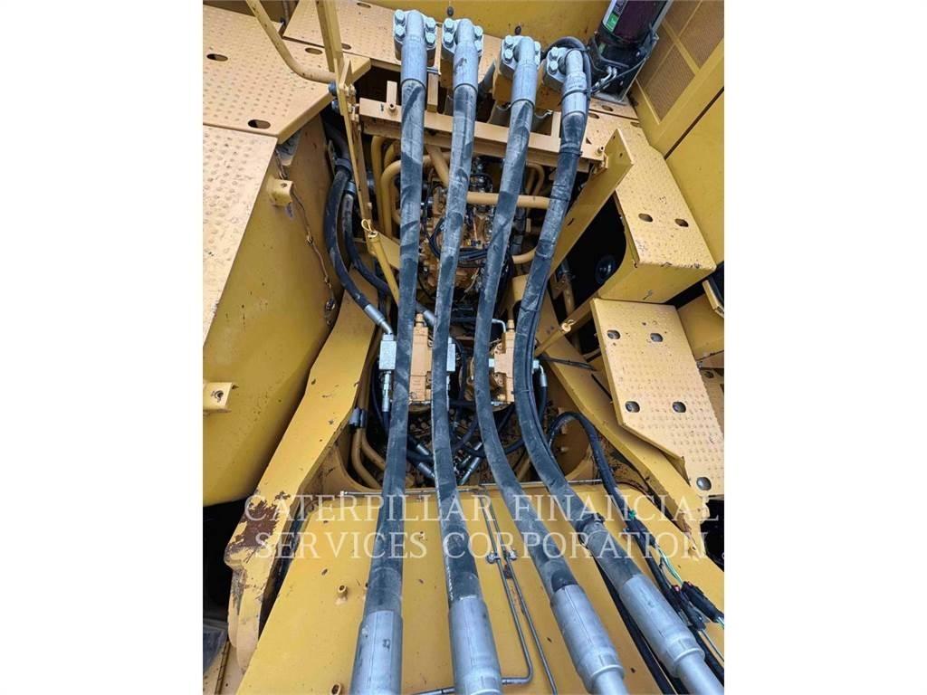 CAT 374-07 Bageri guseničari