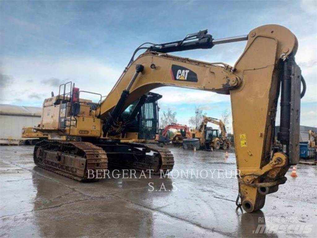 CAT 374F Bageri guseničari