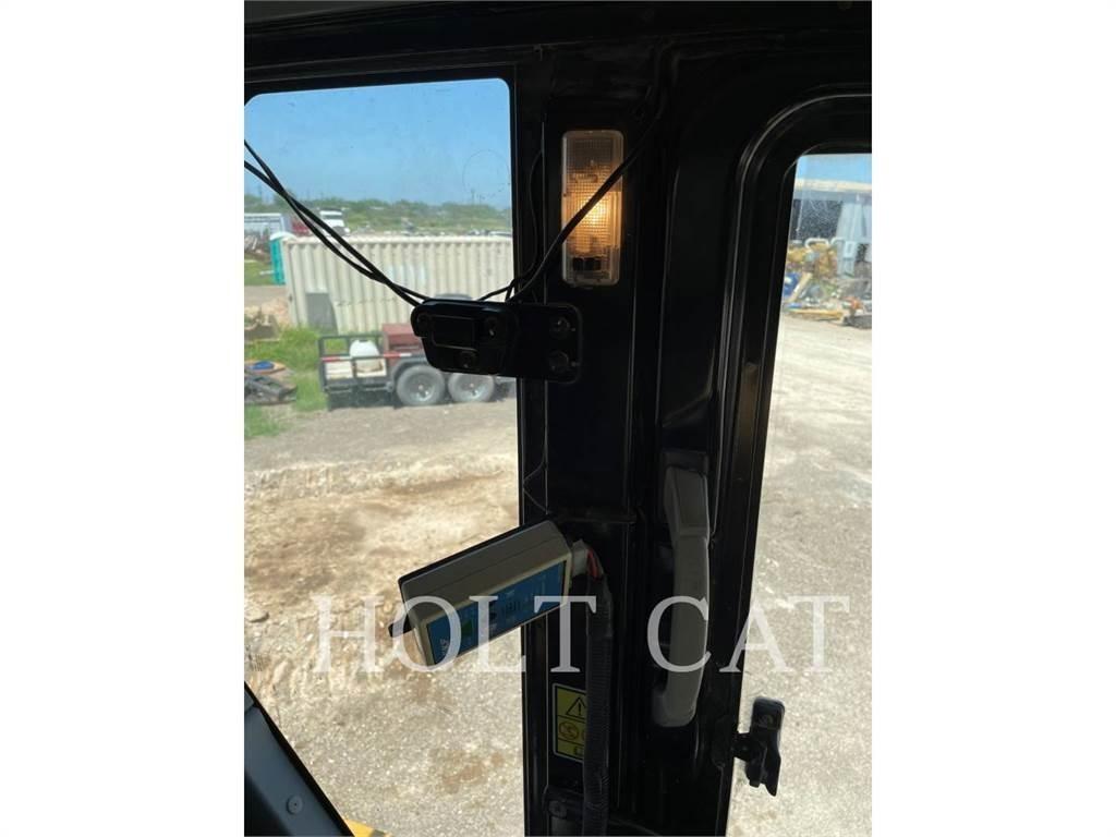 CAT 374FL Bageri guseničari