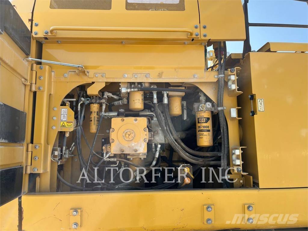 CAT 374FL Bageri guseničari