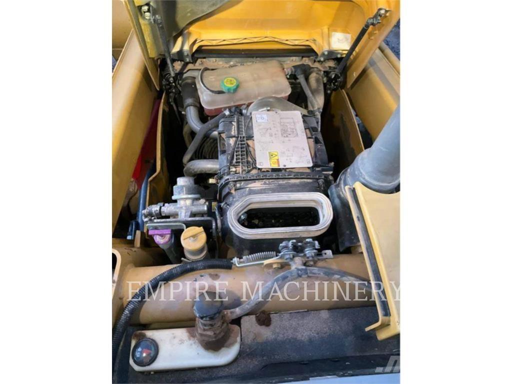 CAT 415F2 IL Utovarivači na točkove