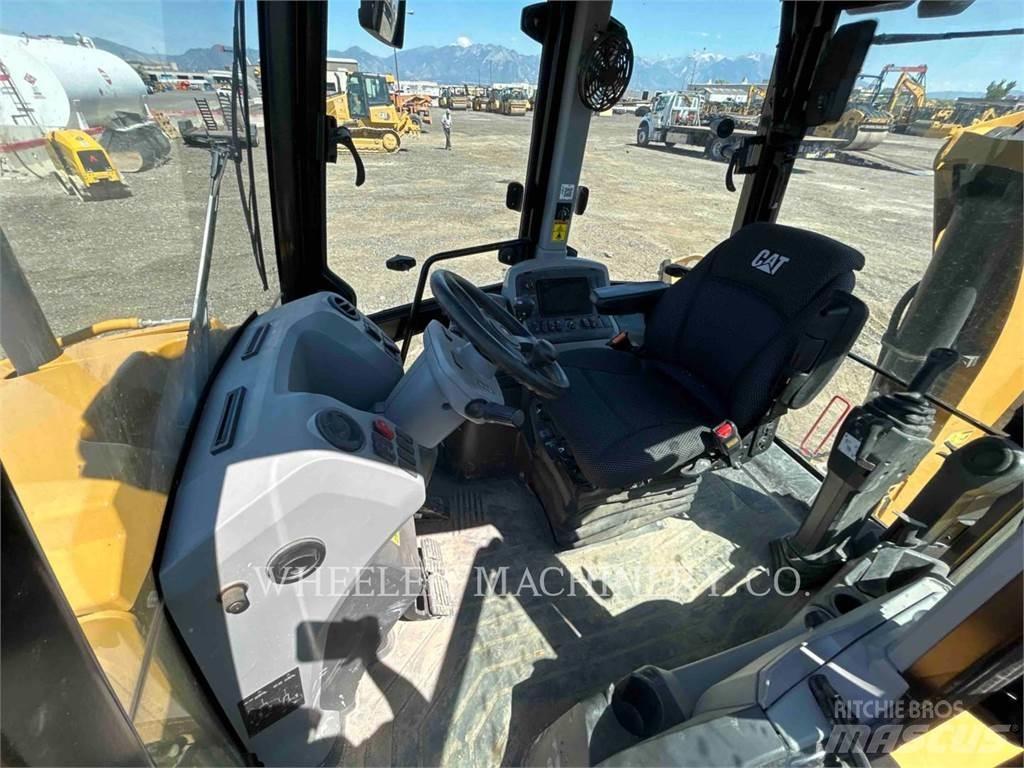 CAT 420 Rovokopači
