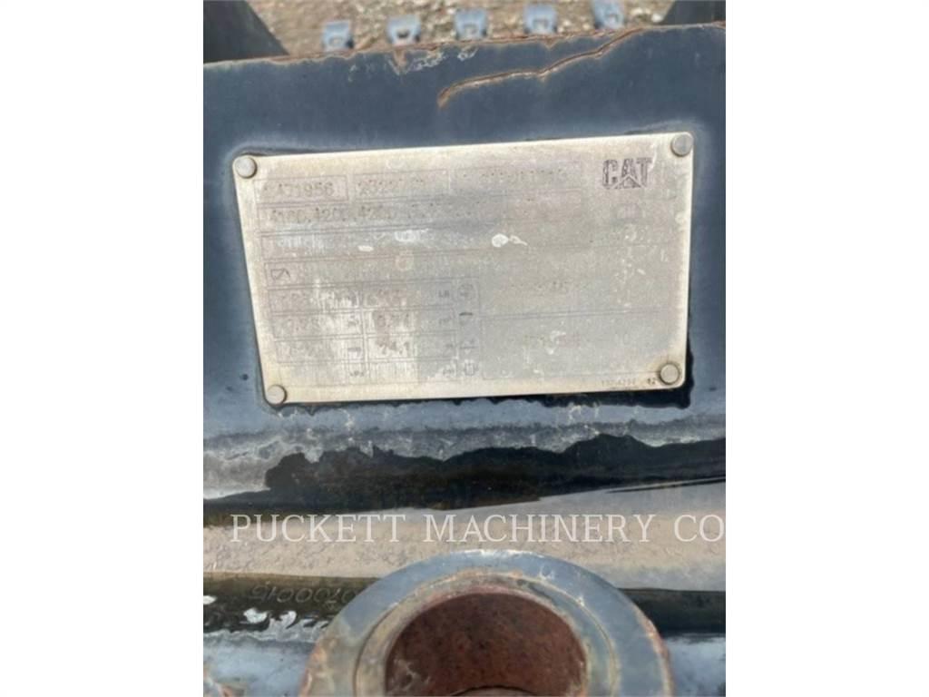 CAT 420 24 HC BUCKET Kašike / Korpe
