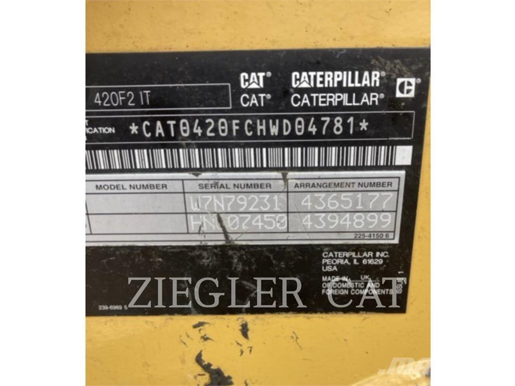 CAT 420F2 Rovokopači