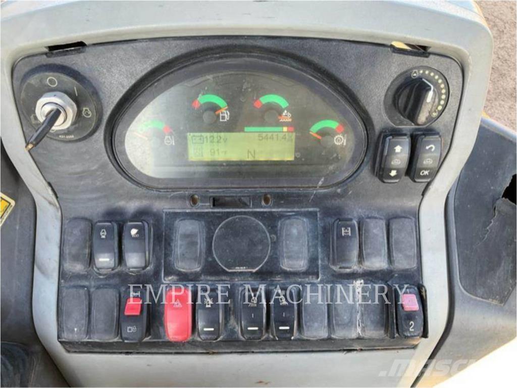 CAT 420F24EOIP Rovokopači