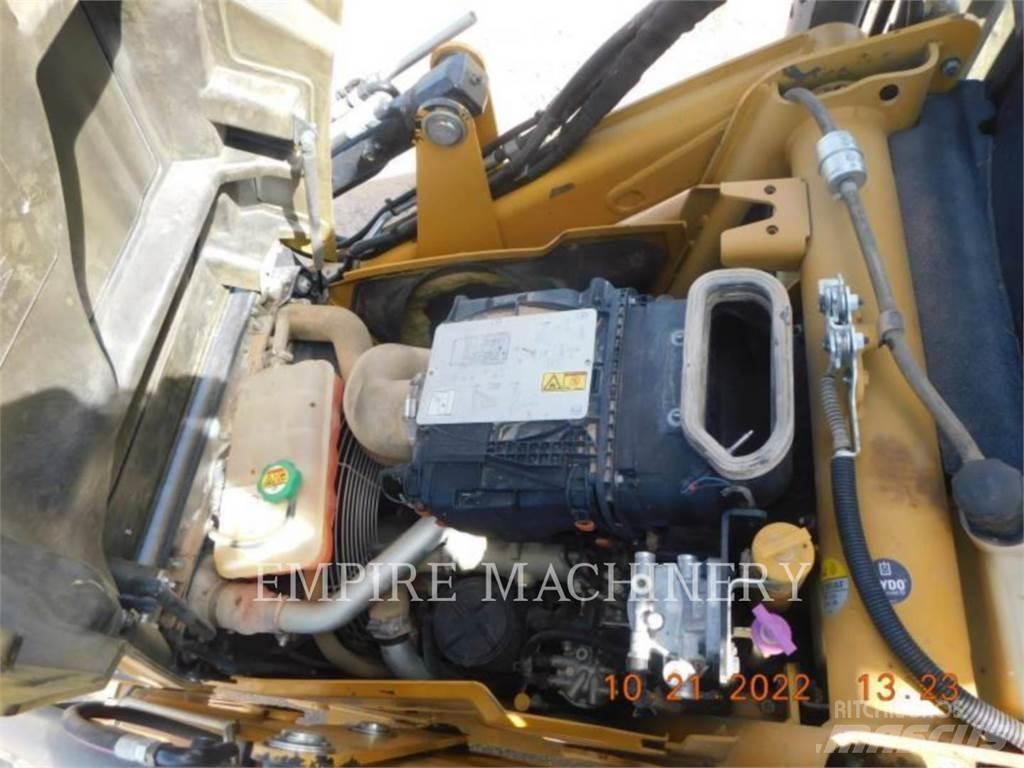 CAT 420F24EOIP Rovokopači