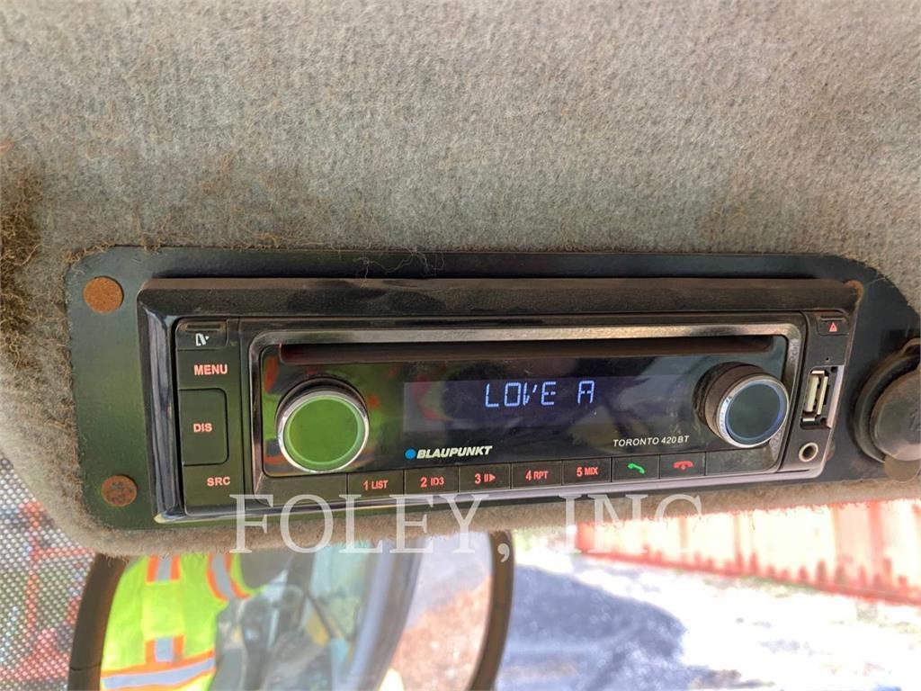 CAT 420F2IT Rovokopači