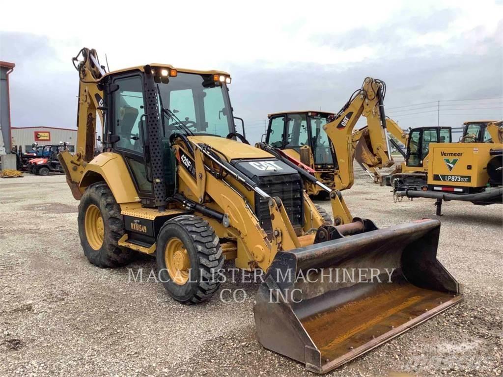 CAT 420F2IT Rovokopači