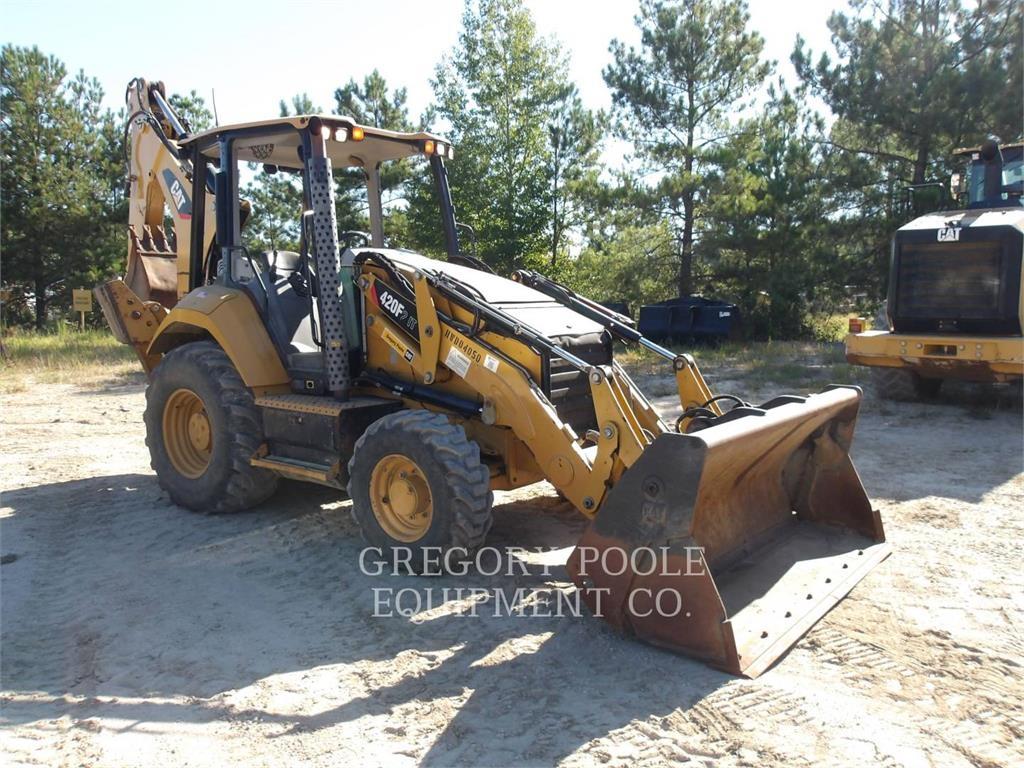 CAT 420F2IT Rovokopači
