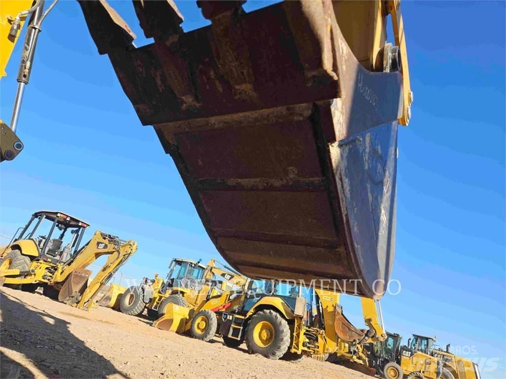 CAT 420F2ST Rovokopači