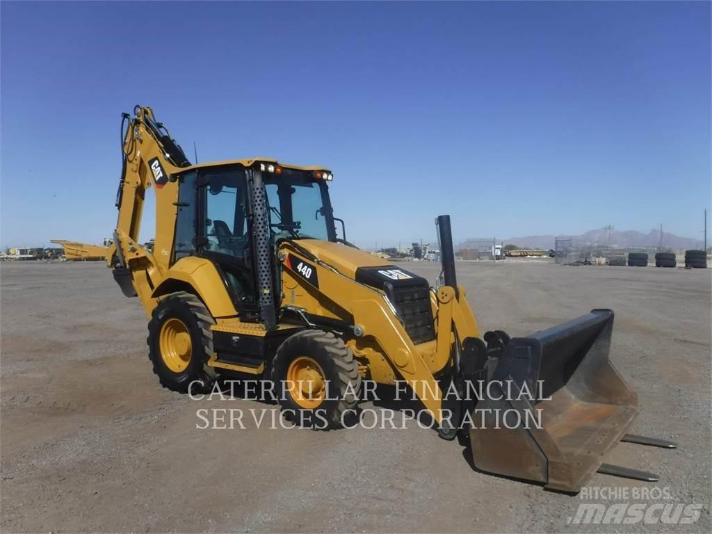 CAT 440-07 Rovokopači