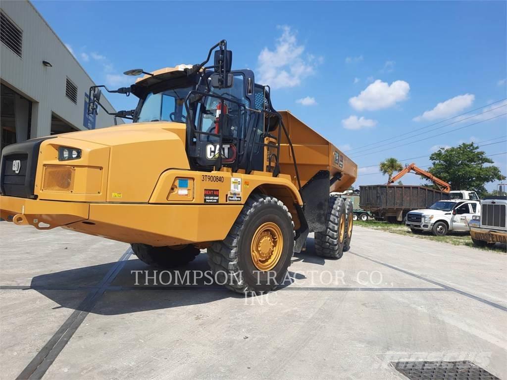 CAT 725 Zglobni damperi