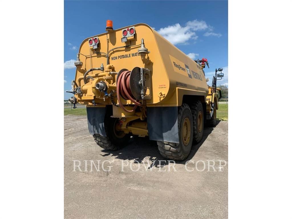 CAT 725C2WW Kamioni cisterne