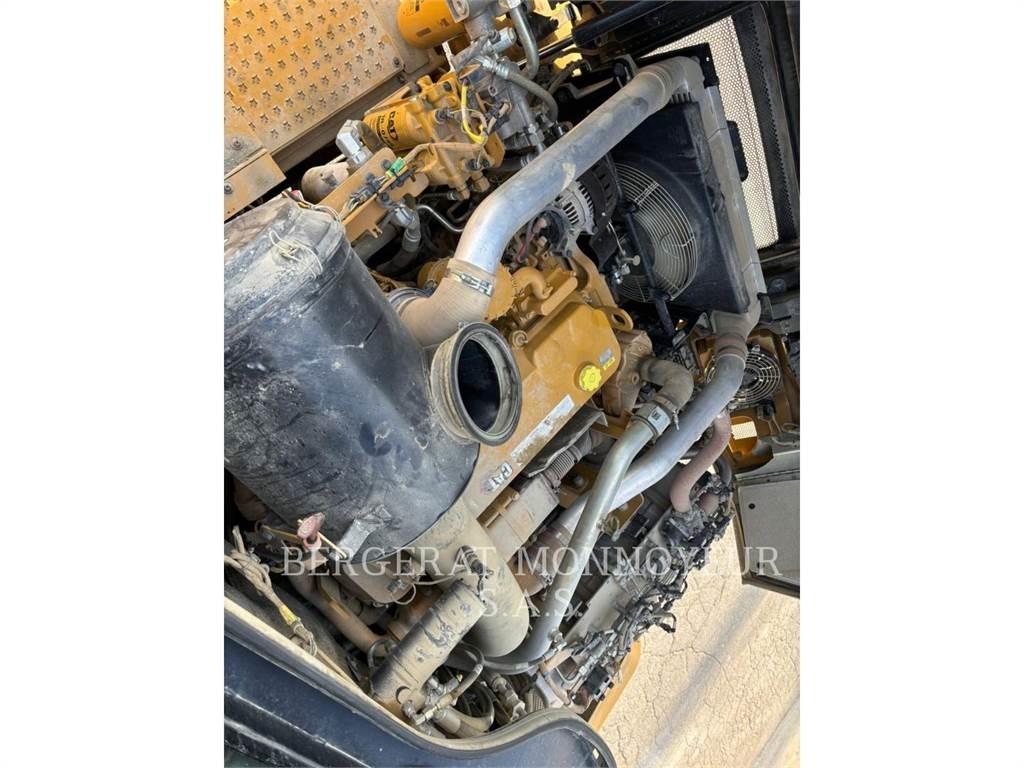 CAT 730 Zglobni damperi