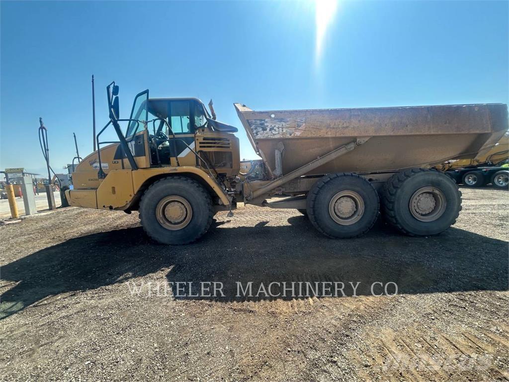 CAT 730 Zglobni damperi