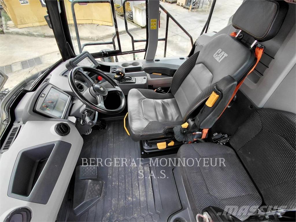 CAT 730 Zglobni damperi