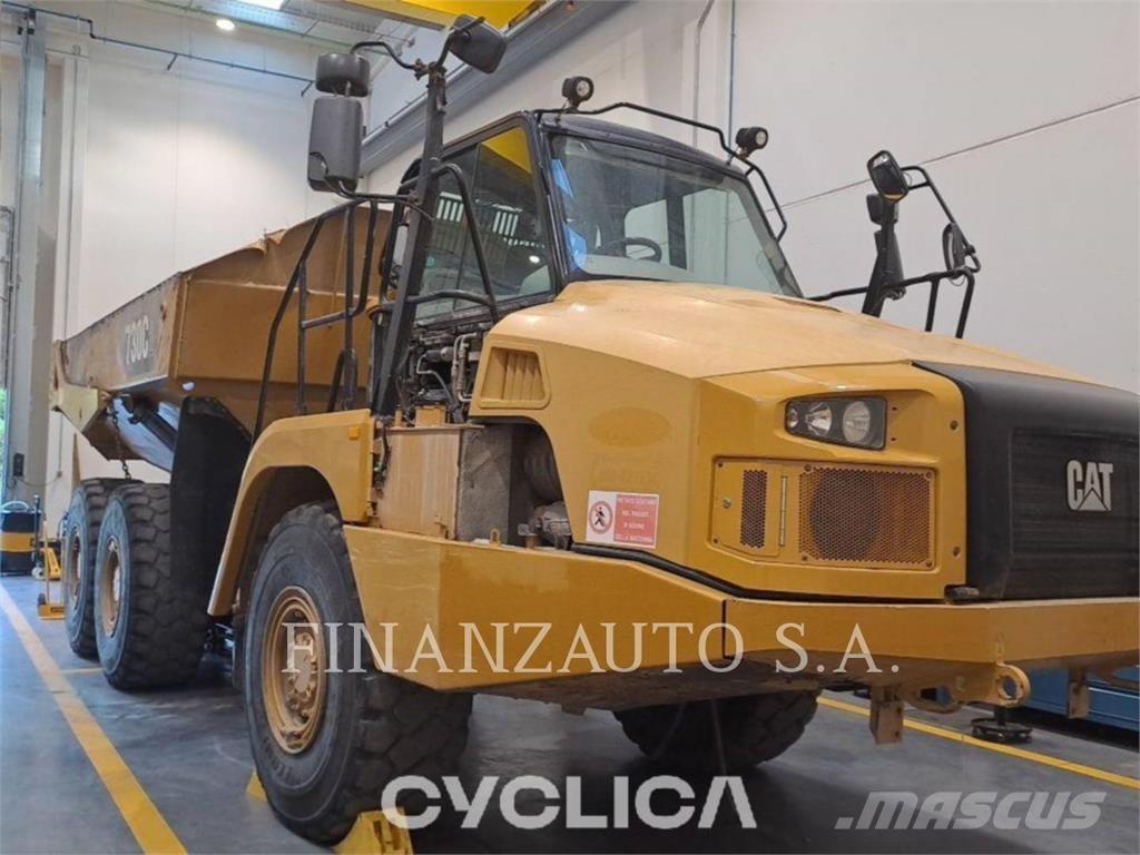 CAT 730C Zglobni damperi