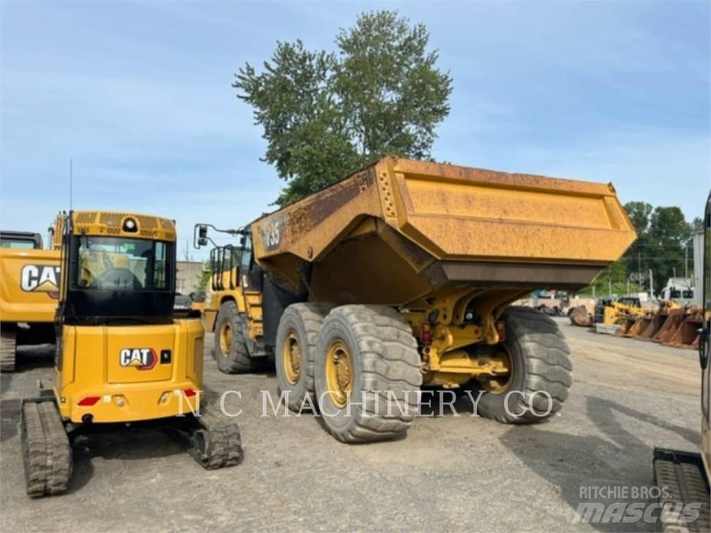 CAT 735 Kiperi kamioni