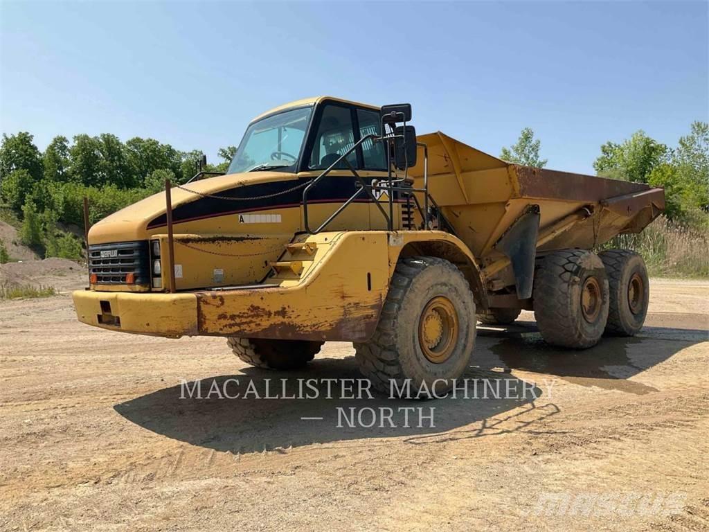 CAT 735 T (OLD) Zglobni damperi