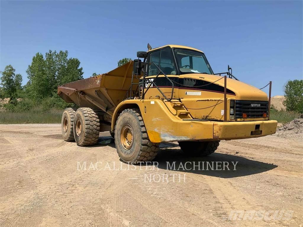 CAT 735 T (OLD) Zglobni damperi