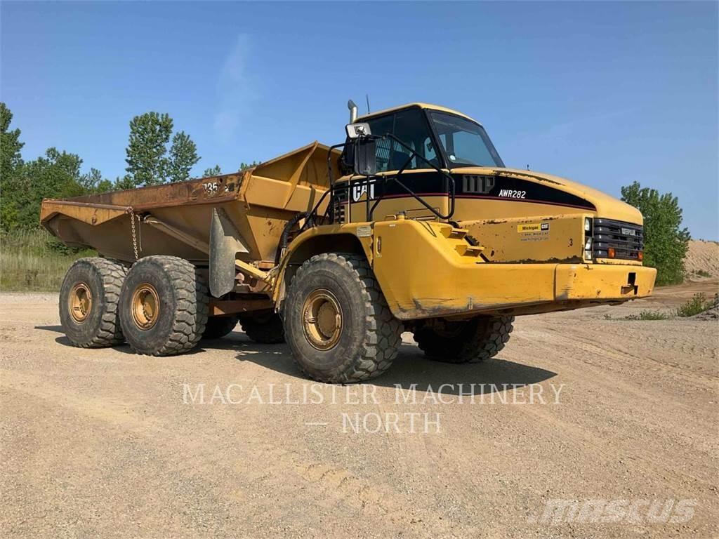 CAT 735 T (OLD) Zglobni damperi