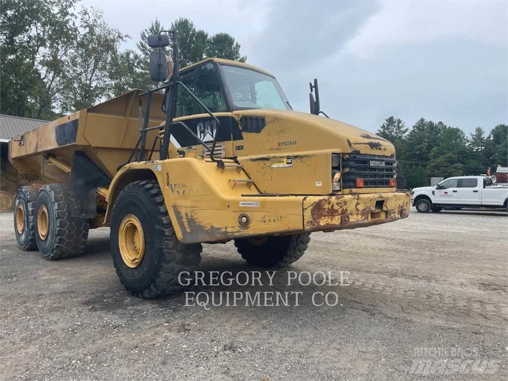 CAT 740 Zglobni damperi