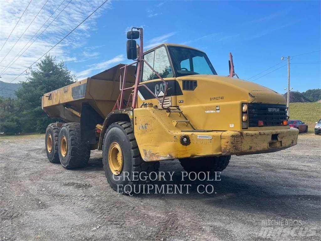 CAT 740 Zglobni damperi