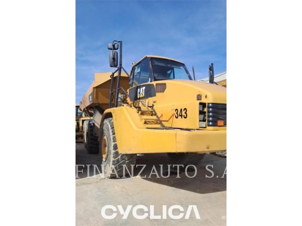 CAT 740 Zglobni damperi