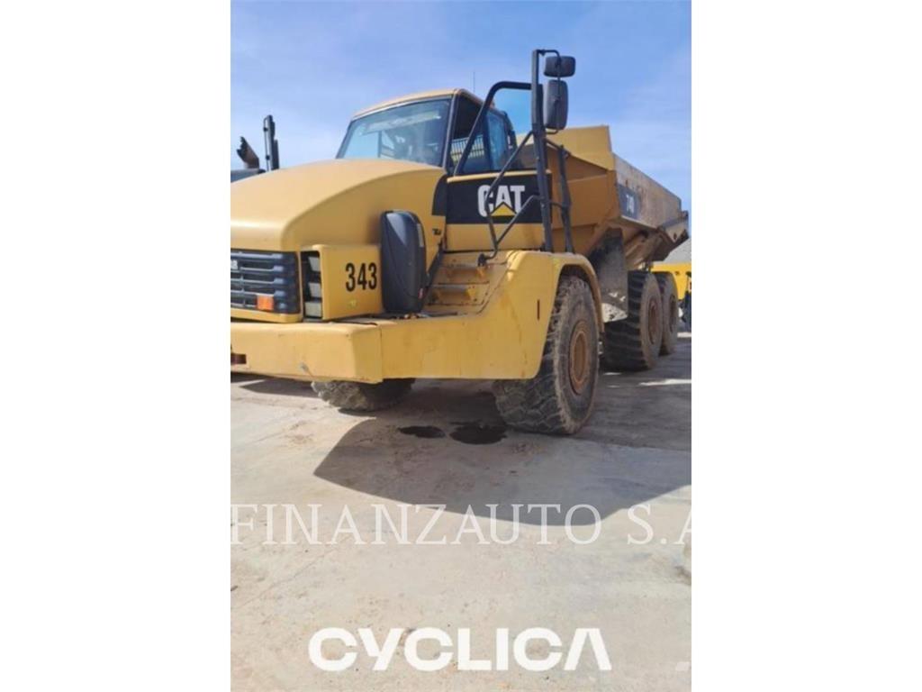 CAT 740 Zglobni damperi