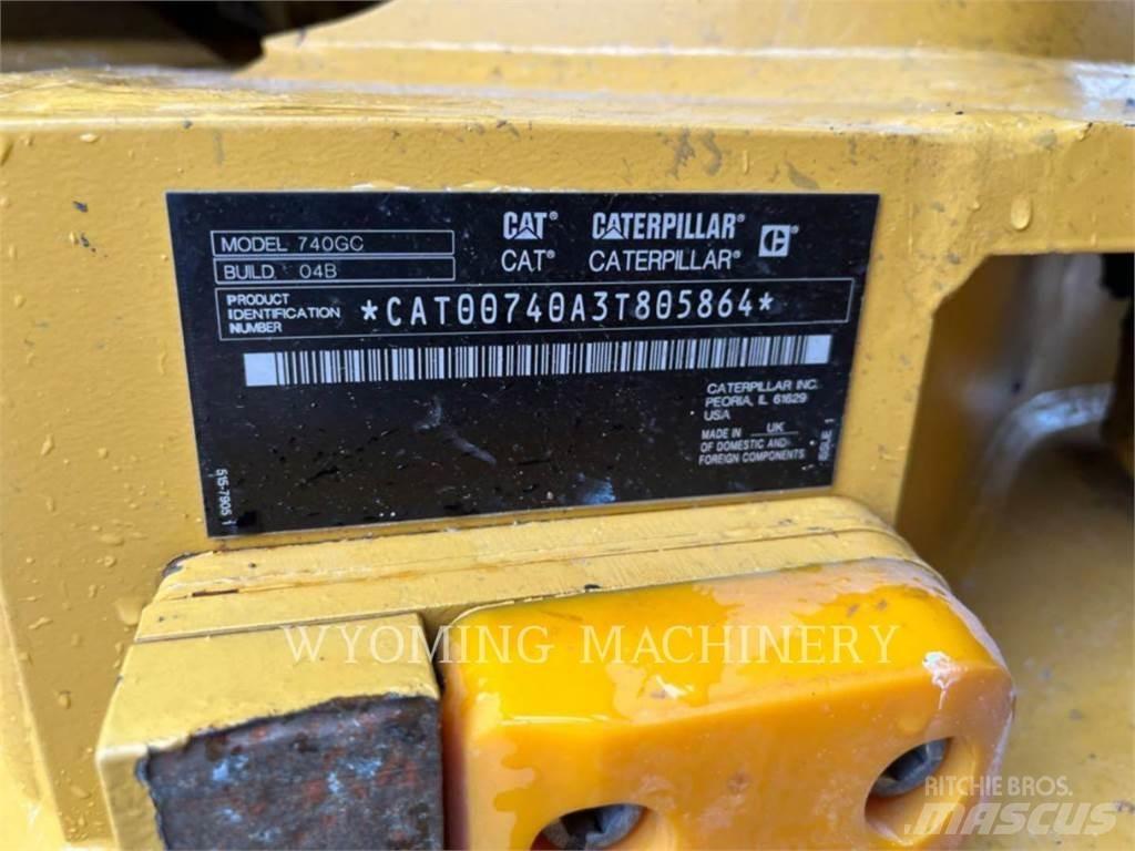 CAT 740 GC Zglobni damperi