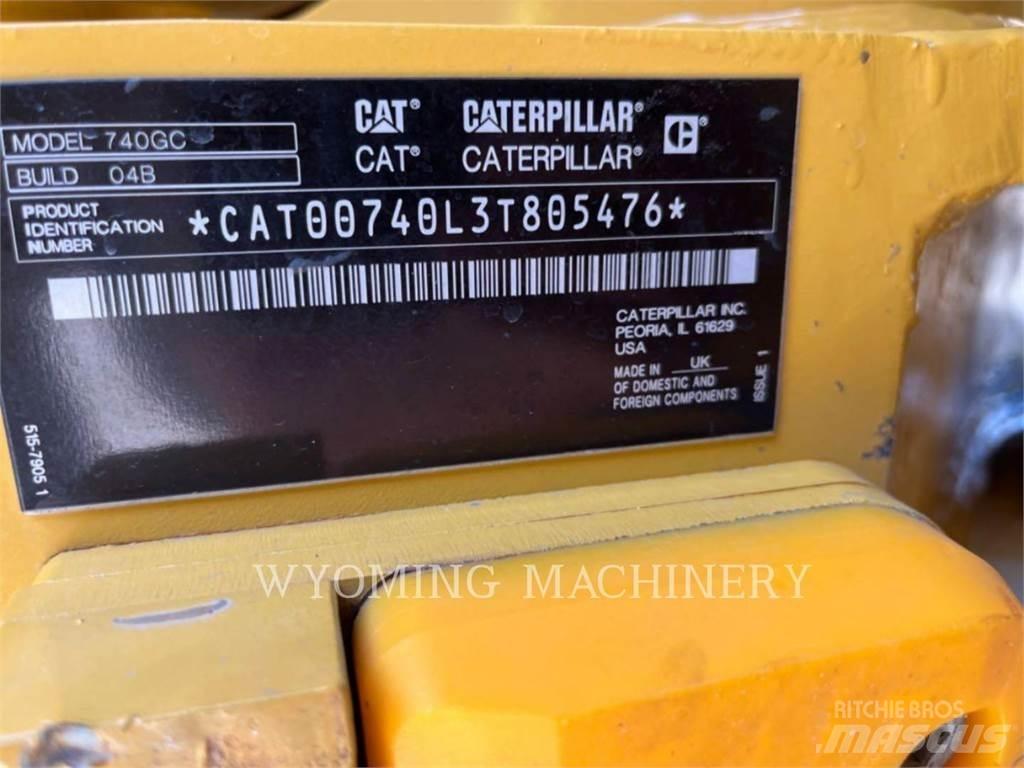 CAT 740 GC Zglobni damperi